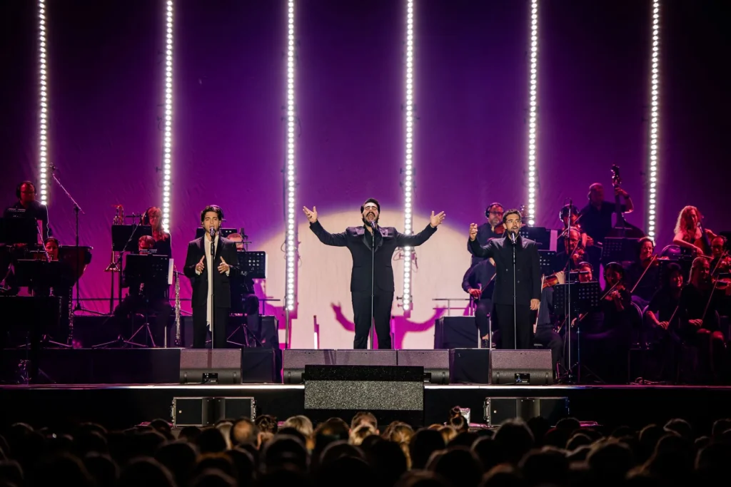 IL VOLO spievajú s orchestrom